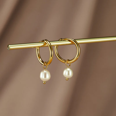 Bella – Boucles d’oreilles en perles d’eau douce